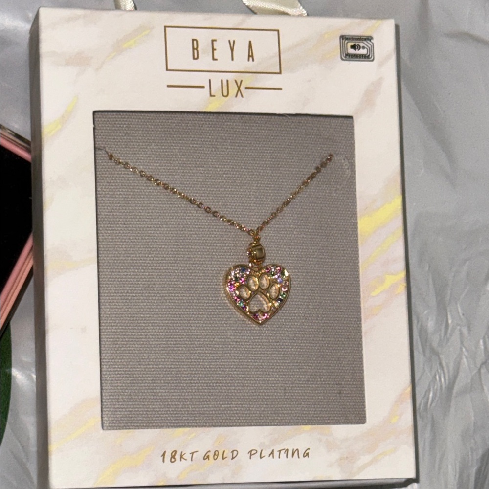 Pendant Necklace Dog Paw